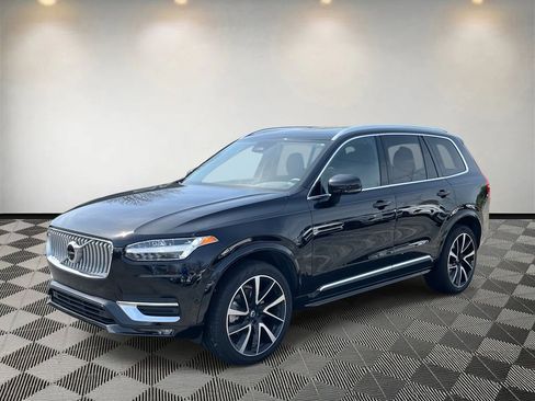 Certified 2023 Volvo XC90 B6 Plus w/ Protection Package Premier AWD/4WD image 7