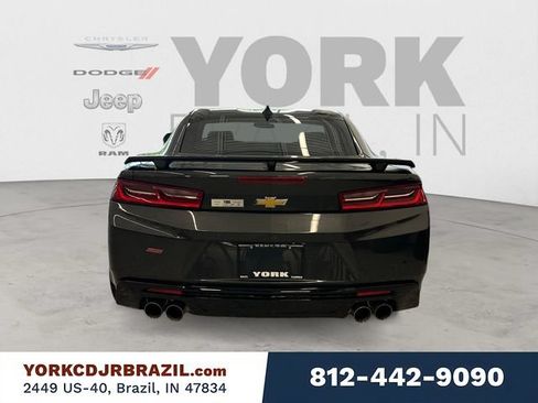 Used 2016 Chevrolet Camaro SS RWD image 4