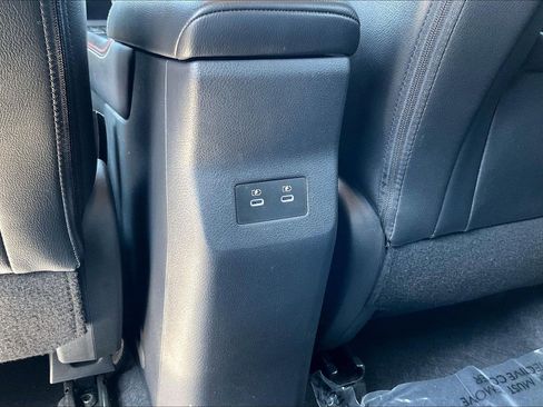 Used 2025 Nissan Kicks SR FWD image 36