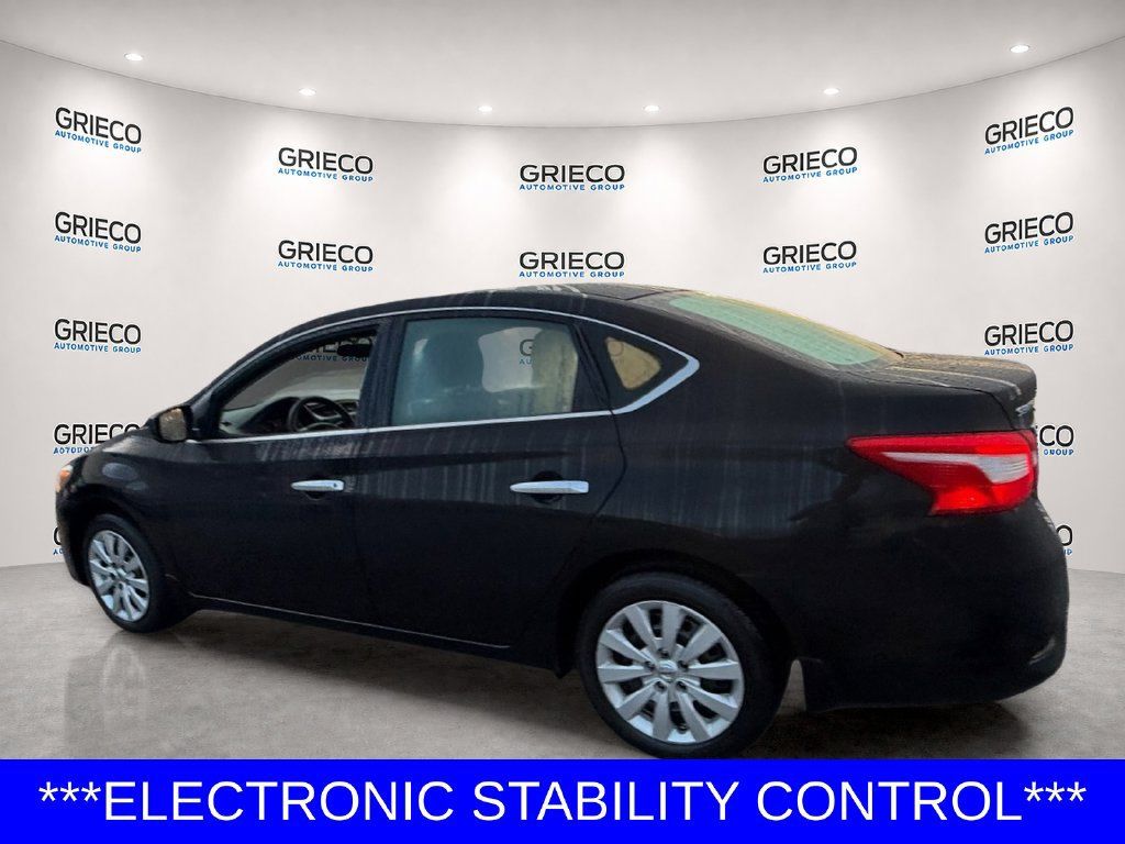Used 2016 Nissan Sentra S FWD image 5