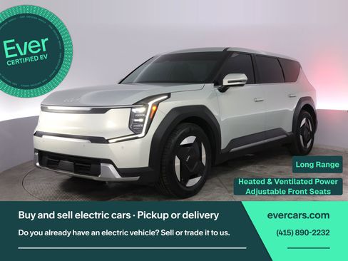 Used 2024 Kia EV9 Light Long Range RWD image 1
