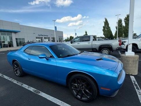 Used 2023 Dodge Challenger SXT w/ Blacktop Package RWD image 3