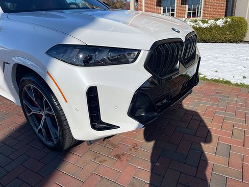 Used 2025 BMW X6 M60i image 4
