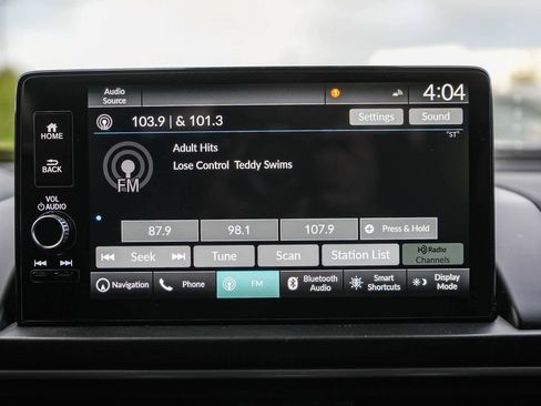 Used 2025 Honda Pilot Elite image 14