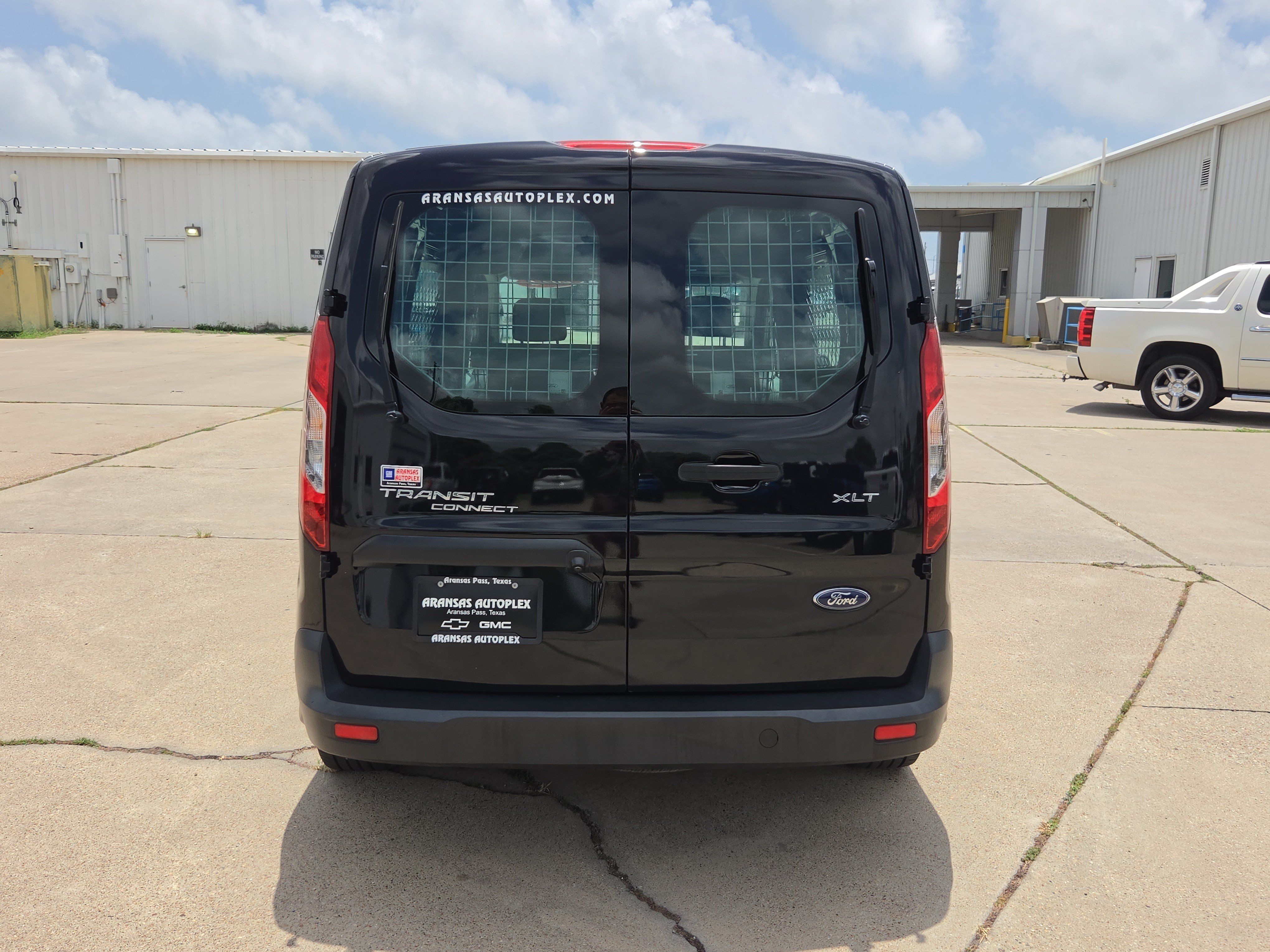 Used 2022 Ford Transit Connect XLT FWD image 6