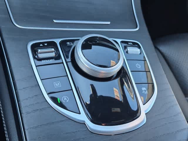 Used 2019 Mercedes-Benz GLC 300 4MATIC image 27