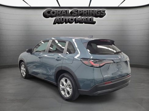 Certified 2025 Honda HR-V LX image 4