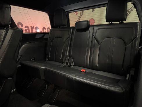 Used 2021 Ford Expedition Limited image 24