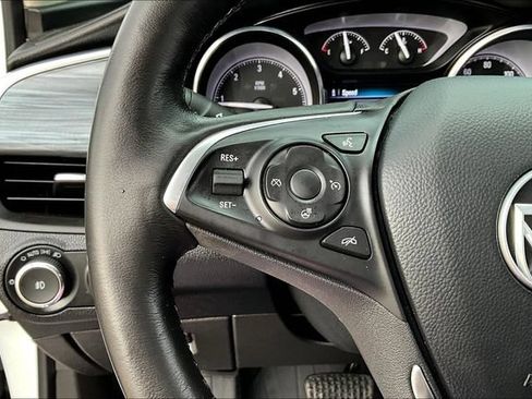 Used 2019 Buick Envision Essence FWD image 11