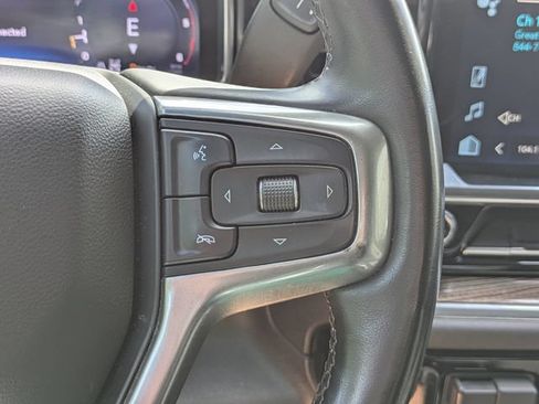 Used 2024 Chevrolet Silverado 2500 LT AWD/4WD image 28