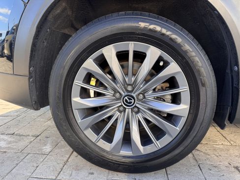 Certified 2024 MAZDA CX-90 Plug-In Hybrid w/ Preferred AWD/4WD image 22