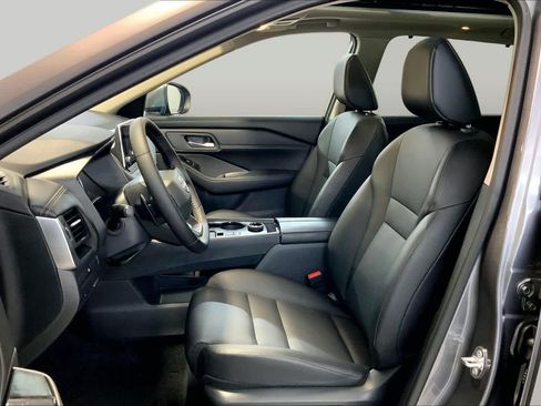 Used 2026 Nissan Rogue SV w/ SV Premium Package AWD/4WD image 7