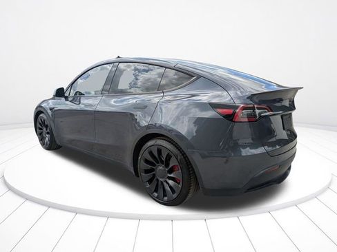 Used 2022 Tesla Model Y Performance AWD/4WD image 7