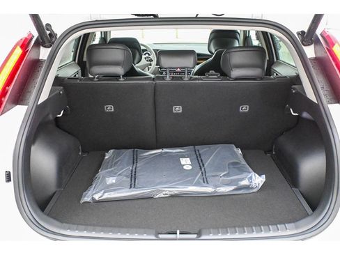 New 2026 Kia Niro Wave w/ Wave Preserve Package FWD image 37