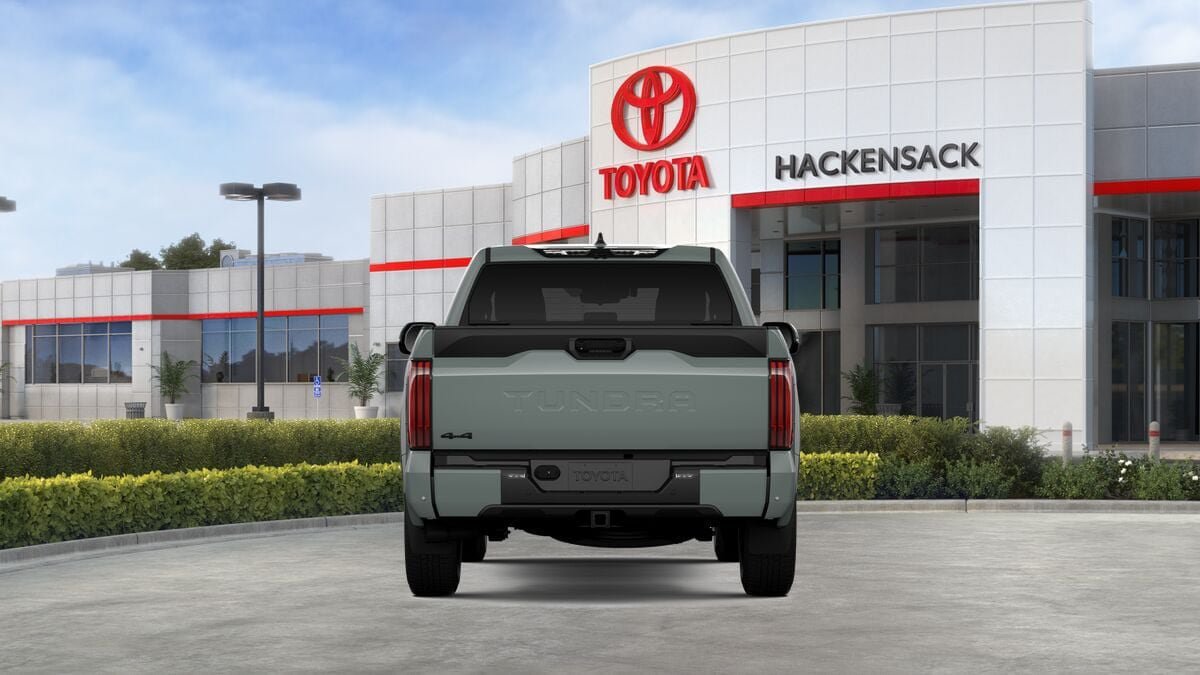 New 2026 Toyota Tundra Platinum w/ TRD Off-Road Package AWD/4WD image 8
