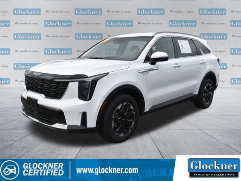 Used 2024 Kia Sorento S AWD/4WD image 1