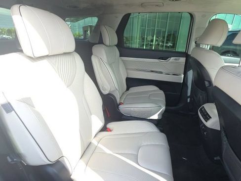 Used 2024 Hyundai Palisade Calligraphy FWD image 10