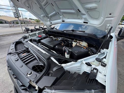 Used 2019 Chevrolet Silverado 1500 W/T w/ WT Fleet Convenience Package AWD/4WD image 33