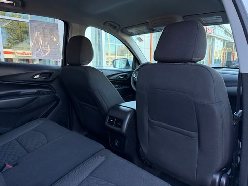 Used 2020 Chevrolet Equinox LT image 27