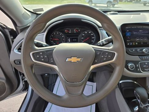 Used 2022 Chevrolet Malibu LS w/ Driver Confidence Package II FWD image 34