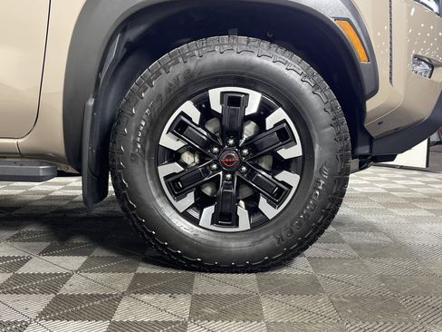 Used 2023 Nissan Frontier PRO-4X w/ Pro Convenience Package image 10