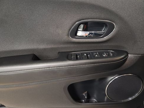 Used 2022 Honda HR-V EX image 40