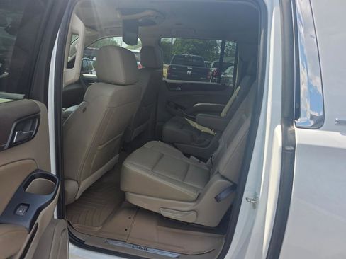 Used 2018 GMC Yukon XL SLT w/ HD Trailering Package RWD image 7
