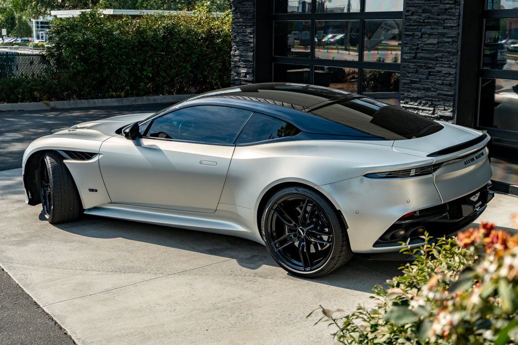 Used 2020 Aston Martin DBS Superleggera RWD image 9