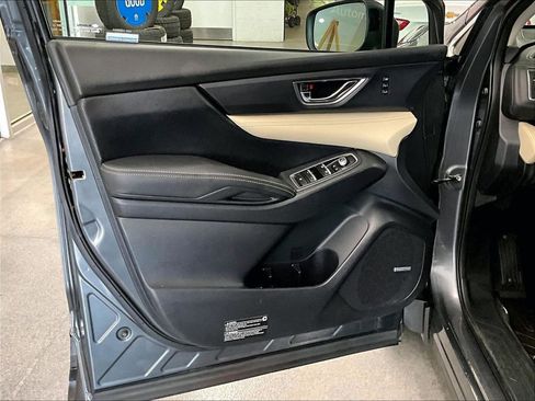 Used 2021 Subaru Ascent Limited w/ Technology Package AWD/4WD image 9