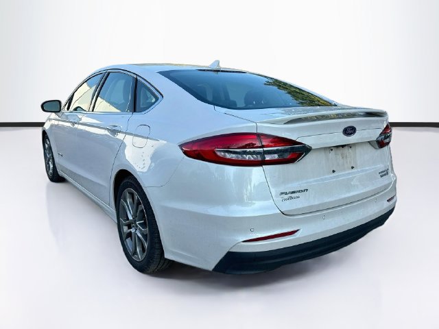 Used 2019 Ford Fusion Titanium FWD image 5