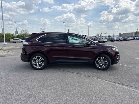 Used 2018 Ford Edge Titanium w/ Equipment Group 302A AWD/4WD image 14