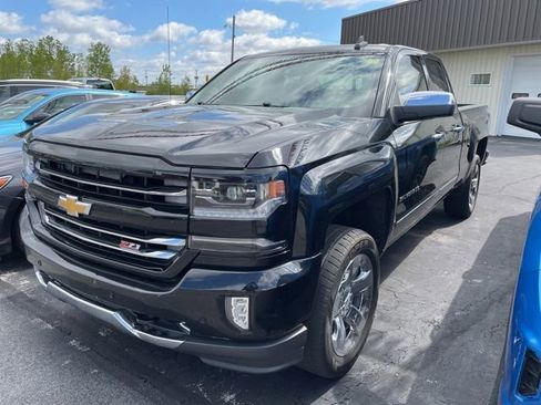 Used 2016 Chevrolet Silverado 1500 LTZ Z71 w/ LTZ Plus Package AWD/4WD image 3