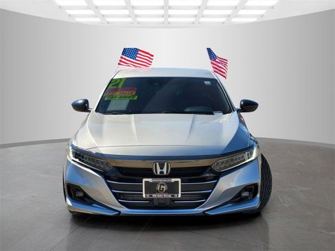 Used 2021 Honda Accord Sport image 2