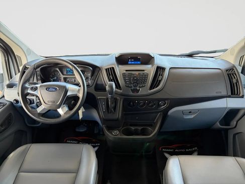 Used 2018 Ford Transit 250 130 Low Roof RWD image 20