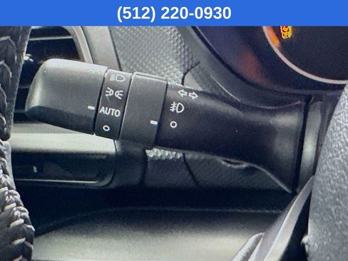 Used 2022 Subaru Forester Premium image 13