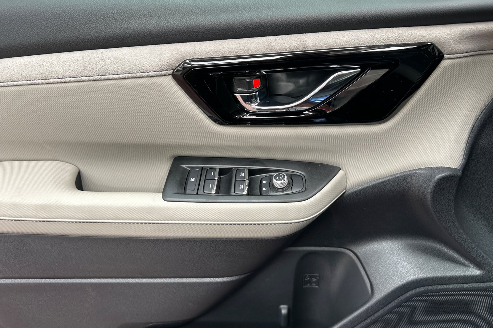New 2026 Subaru Forester Touring AWD/4WD image 11