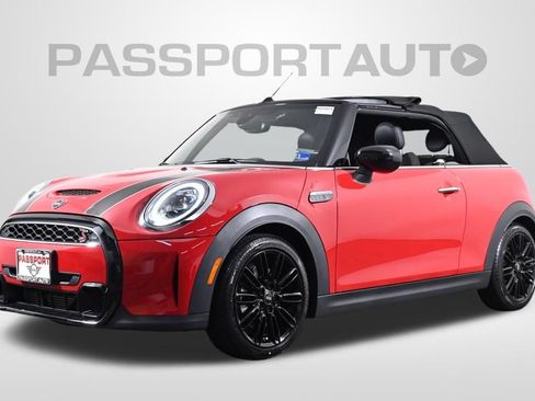 Used 2024 MINI Cooper S w/ Signature Upholstery Package FWD image 16
