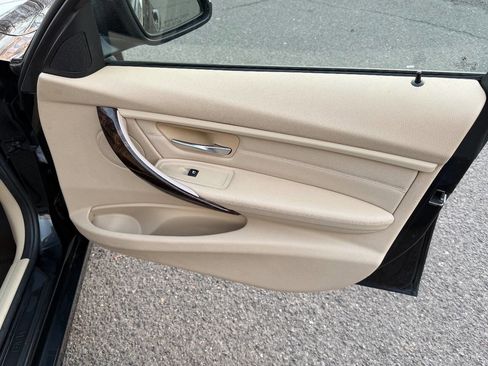 Used 2013 BMW 328i xDrive Sedan image 7