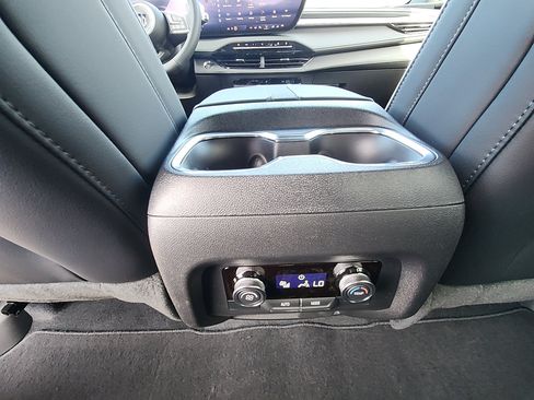 New 2026 Buick Enclave Sport Touring image 32