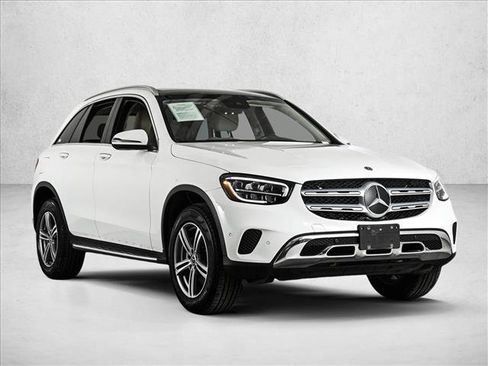 Certified 2022 Mercedes-Benz GLC 300 GLC 300 image 3