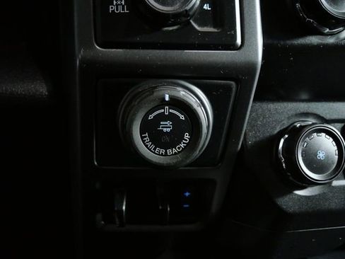 Used 2019 Ford F150 XLT w/ Equipment Group 302A Luxury AWD/4WD image 23
