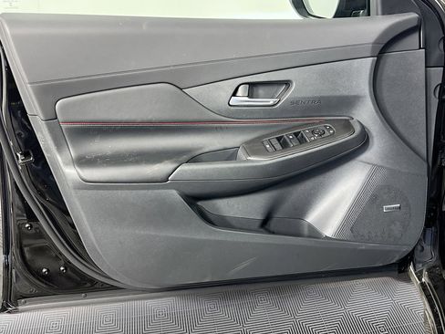 New 2026 Nissan Sentra SR FWD image 19