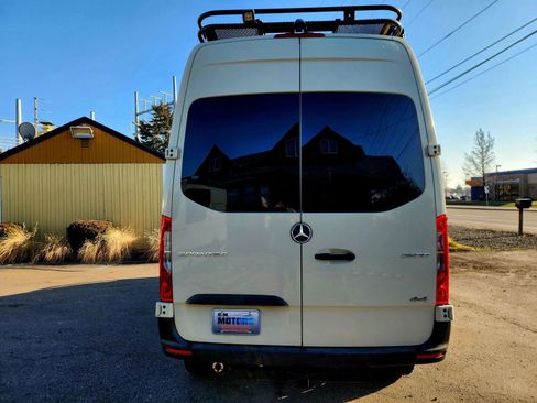 Used 2019 Mercedes-Benz Sprinter 2500 w/ Premium Plus Package image 53