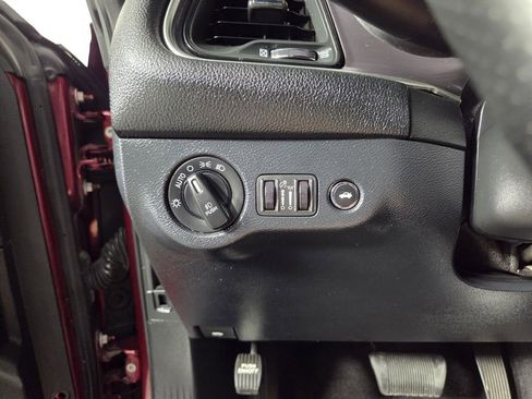 Certified 2018 Dodge Challenger R/T image 20