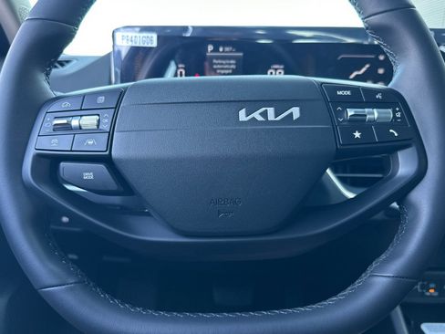 New 2026 Kia K4 EX image 19