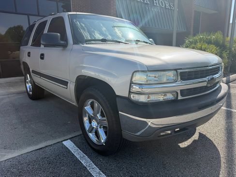 Used 2004 Chevrolet Tahoe LS RWD image 5