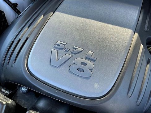 Used 2021 Dodge Durango R/T w/ Blacktop Package RWD image 30