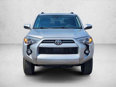 Used 2024 Toyota 4Runner SR5 AWD/4WD image 2