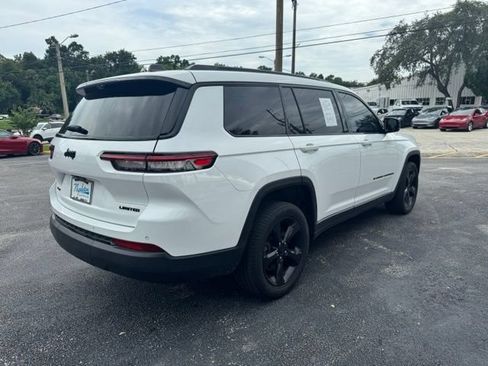 Used 2023 Jeep Grand Cherokee L Limited w/ Luxury Tech Group II AWD/4WD image 6