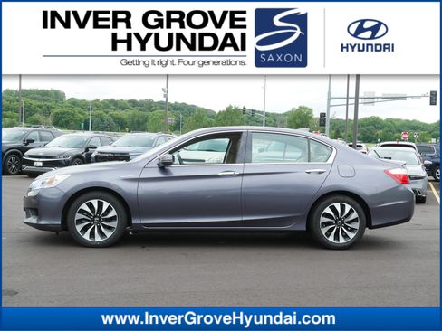 Used 2015 Honda Accord Touring image 1